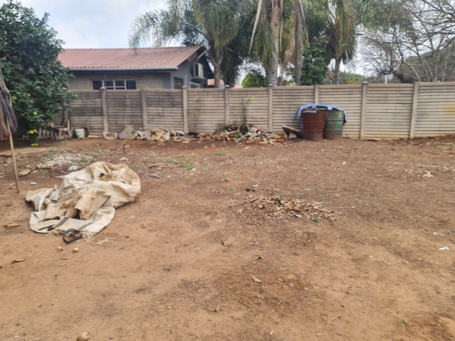 Commercial Property for Sale in Oos Einde North West